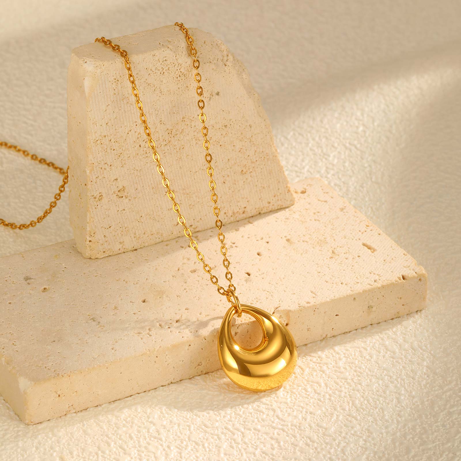 Stainless Steel Geometric Pendant Necklace for Women,18K Gold Plated Waterproof Necklaces,Chic Jewelry Gifts
Stainless Steel Geometric Pendant Necklace for Women,18K Gold Plated Waterproof Necklaces,Chic Jewelry Gifts