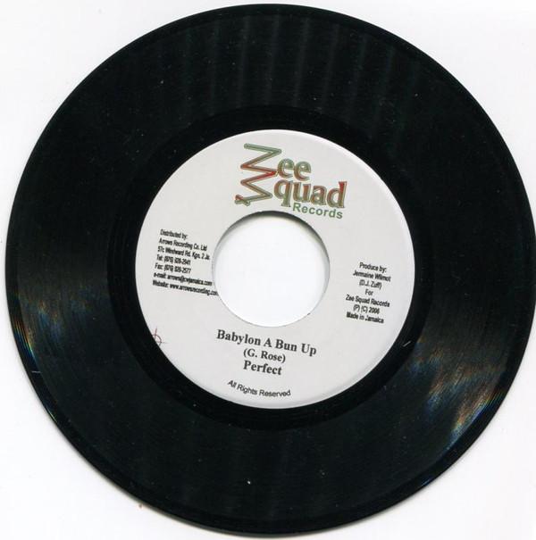 7inch Record JUNIOR FEARON / PERFECT - Lot A Love / Babylon A Bun Up NONE Zee Squad Recor 2006 Jamaica Reggae, Ska & Dub Used
7inch Record JUNIOR FEARON / PERFECT - Lot A Love / Babylon A Bun Up NONE Zee Squad Recor 2006 Jamaica Reggae, Ska & Dub Used