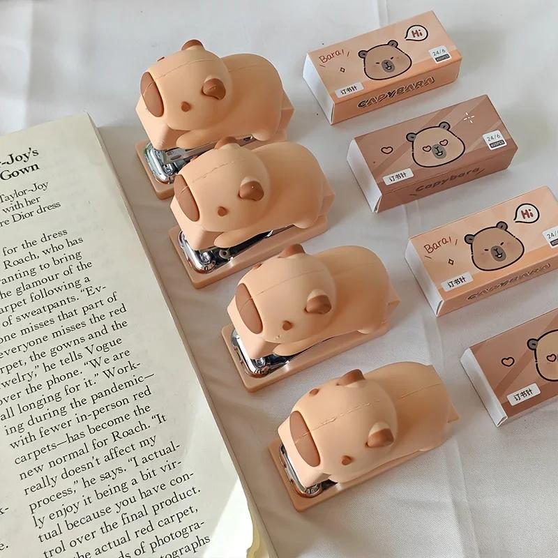 Capybara Stapler Set, Mini Stapler for Students, Office Binding Supplies білий
Capybara Stapler Set, Mini Stapler for Students, Office Binding Supplies білий