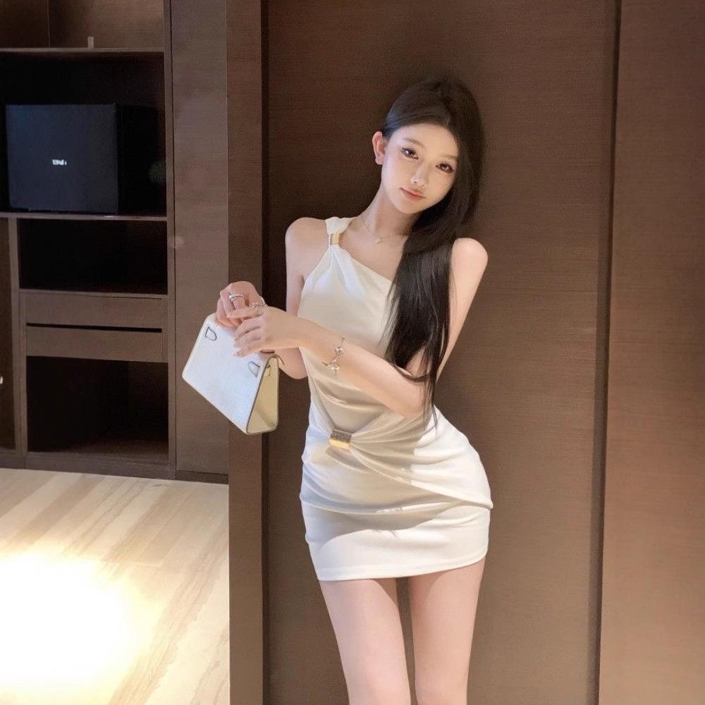 Petite Black One-Shoulder Bodycon Mini Dress - Autumn Sexy Off-Shoulder Slimming Dress for Women Extra Large
Petite Black One-Shoulder Bodycon Mini Dress - Autumn Sexy Off-Shoulder Slimming Dress for Women Extra Large