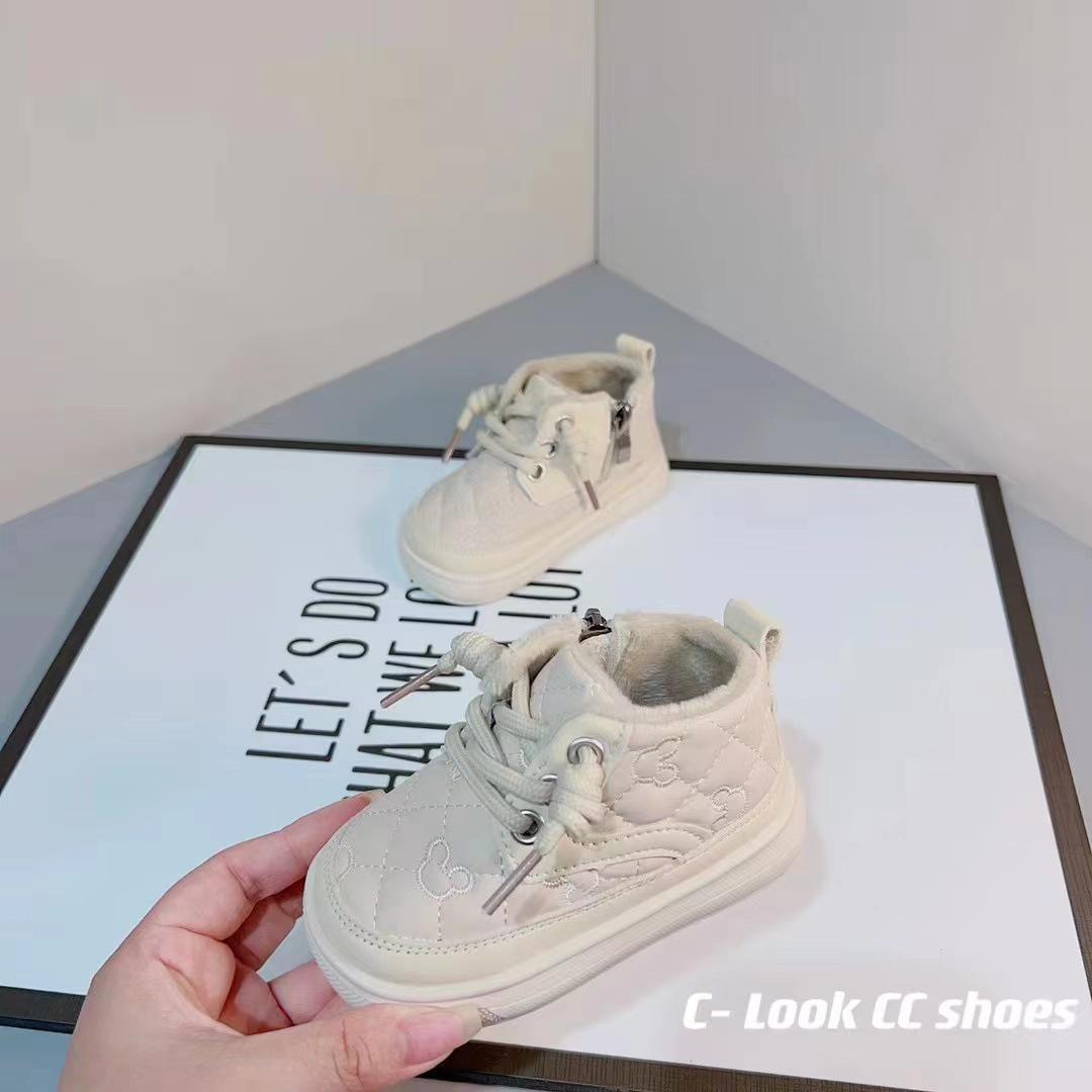 Autumn Toddler High-Top Leather Shoes - Casual Martin Boots for Girls & Boys Size 26 Insole 16cm
Autumn Toddler High-Top Leather Shoes - Casual Martin Boots for Girls & Boys Size 26 Insole 16cm