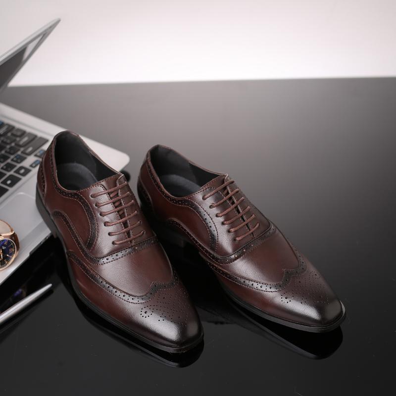 Men New Plus Size Casual Business Formal Wear Retro Carved Breathable Gentleman Fashi Banquet Wedding Shoes 38 коричневый
Men New Plus Size Casual Business Formal Wear Retro Carved Breathable Gentleman Fashi Banquet Wedding Shoes 38 коричневый