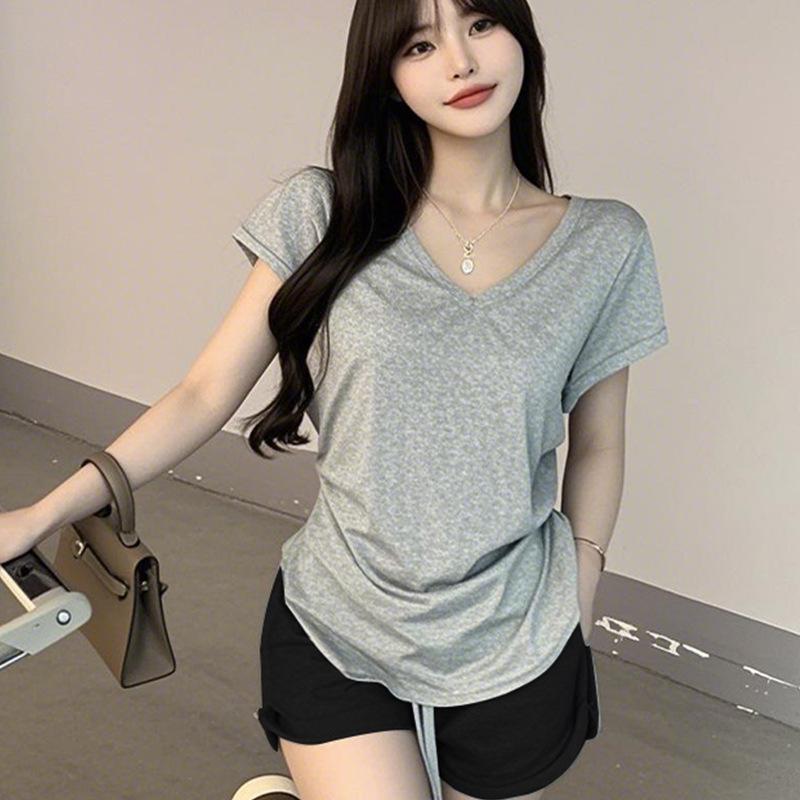 Chic 2026 V-Neck Maternity Pleated White Top - Short-Sleeve Summer Style XL (130-145 lbs)
Chic 2026 V-Neck Maternity Pleated White Top - Short-Sleeve Summer Style XL (130-145 lbs)