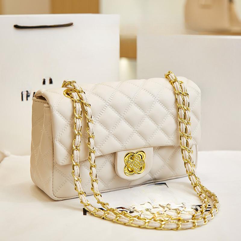 Модная сумка через плечо на одно плечо под мышкой Женская сумка-цепочка с полным бриллиантовым покрытием Летняя сумка кроссбоди Маленькая квадратная простая белый