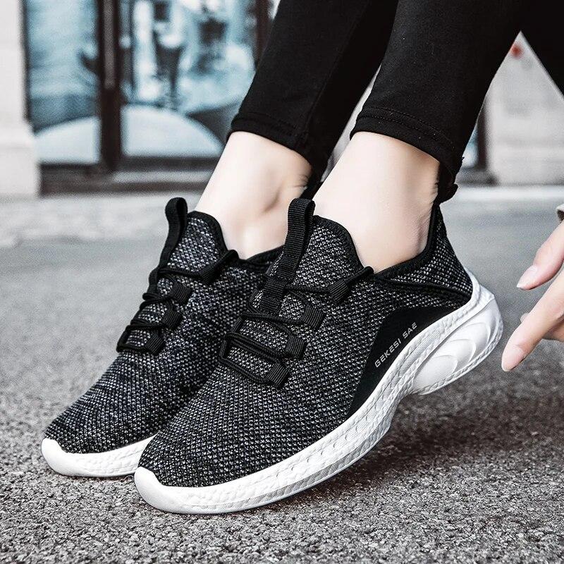 Sports Shoes WOMEN S Spring New Air-woven Breathable Mesh Shoes Light Flat Bottom Students Leisure Running Shoes Soft Bottom Jo
Sports Shoes WOMEN S Spring New Air-woven Breathable Mesh Shoes Light Flat Bottom Students Leisure Running Shoes Soft Bottom Jo