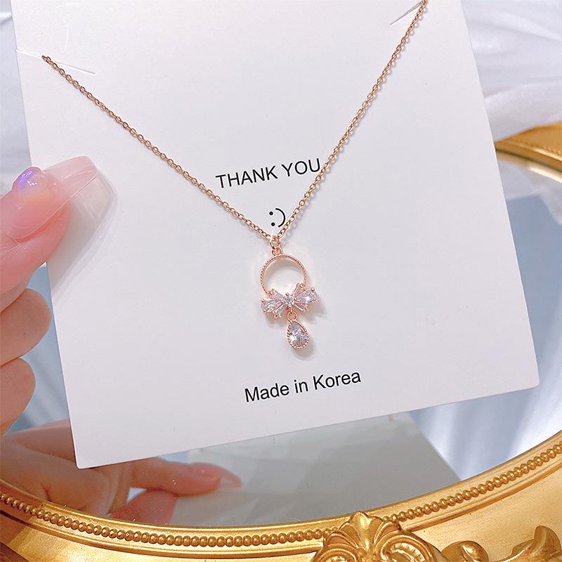 Exquisite Titanium Steel Women s Bow Necklace: Fashionable, Non-Fading Clavicle Chain Jewelry
Exquisite Titanium Steel Women s Bow Necklace: Fashionable, Non-Fading Clavicle Chain Jewelry