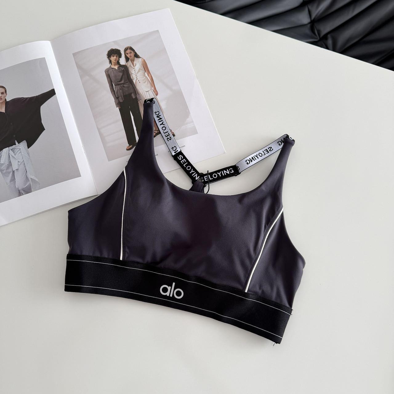 2026 Summer Yoga Sports Vest with Chest Pads - Fitness Running Bra L темно-сірий
2026 Summer Yoga Sports Vest with Chest Pads - Fitness Running Bra L темно-сірий