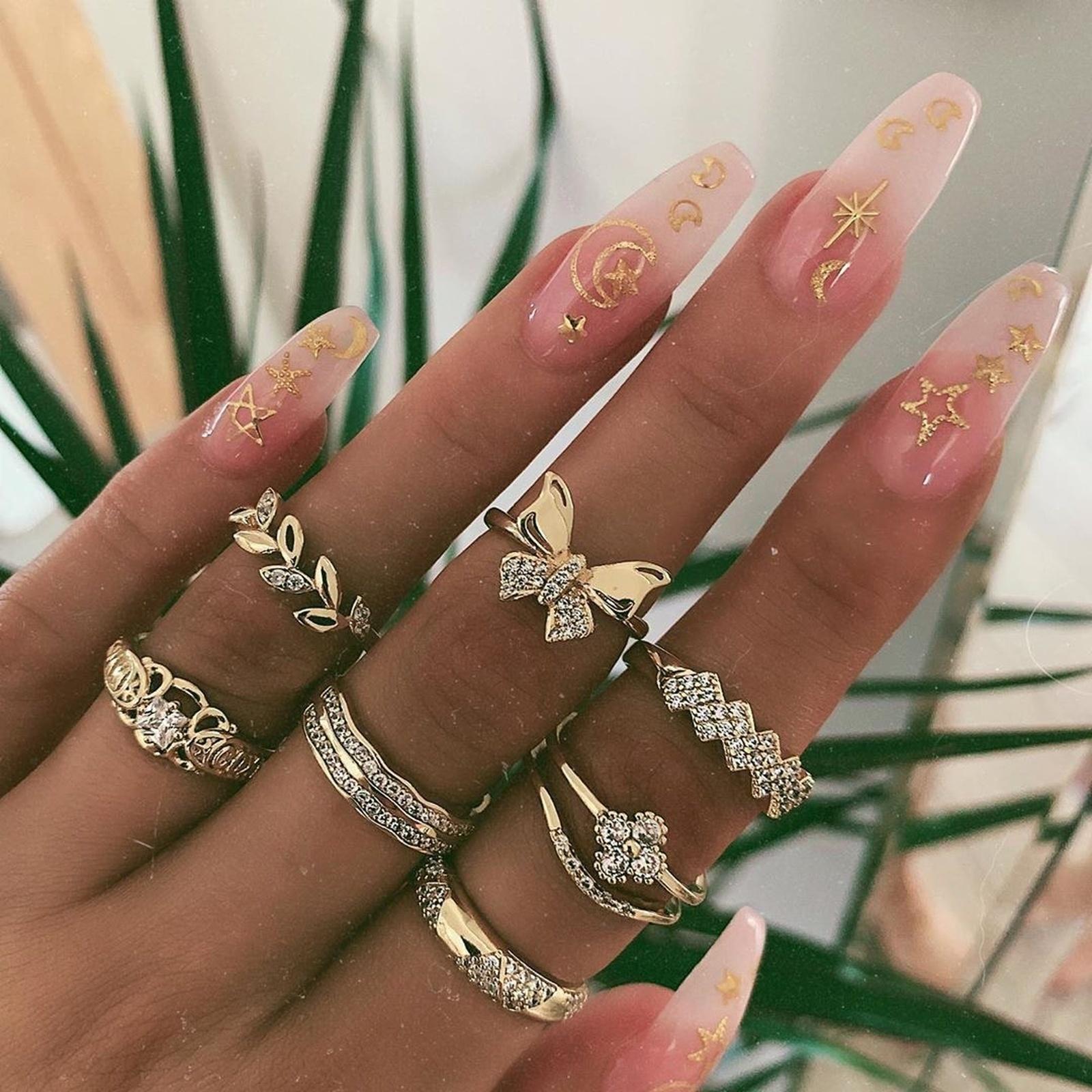 Fashionable Women s 7 Piece Ring Set - Ladies Ring Metal Ring Glossy Ring Metal Ring Holiday Gift One Size золотий
Fashionable Women s 7 Piece Ring Set - Ladies Ring Metal Ring Glossy Ring Metal Ring Holiday Gift One Size золотий