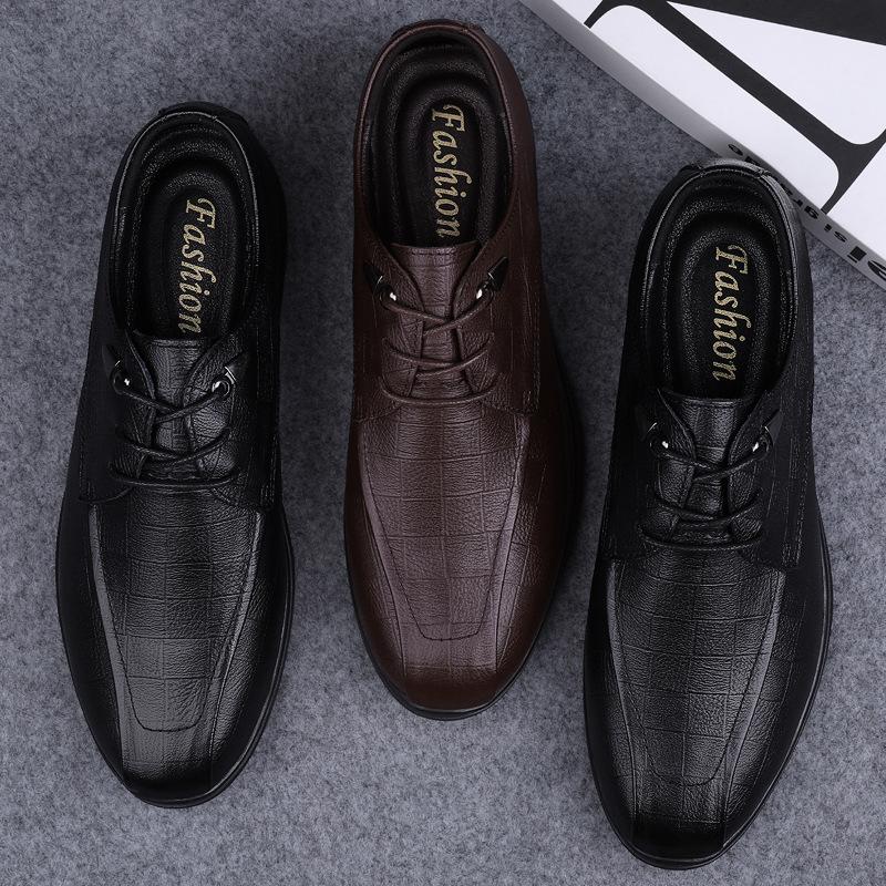 Casual leather shoes men s first layer cowhide breathable soft bottom soft surface leather black business dress lace-up men s leather shoes 45 коричневий
Casual leather shoes men s first layer cowhide breathable soft bottom soft surface leather black business dress lace-up men s leather shoes 45 коричневий