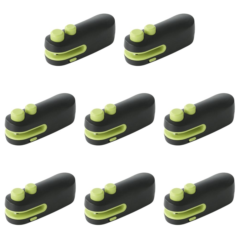 Портативный пищевой упаковщик, перезаряжаемый через USB упаковщик для пластиковых пакетов, пакетов для закусок (черный)
Портативный пищевой упаковщик, перезаряжаемый через USB упаковщик для пластиковых пакетов, пакетов для закусок (черный)