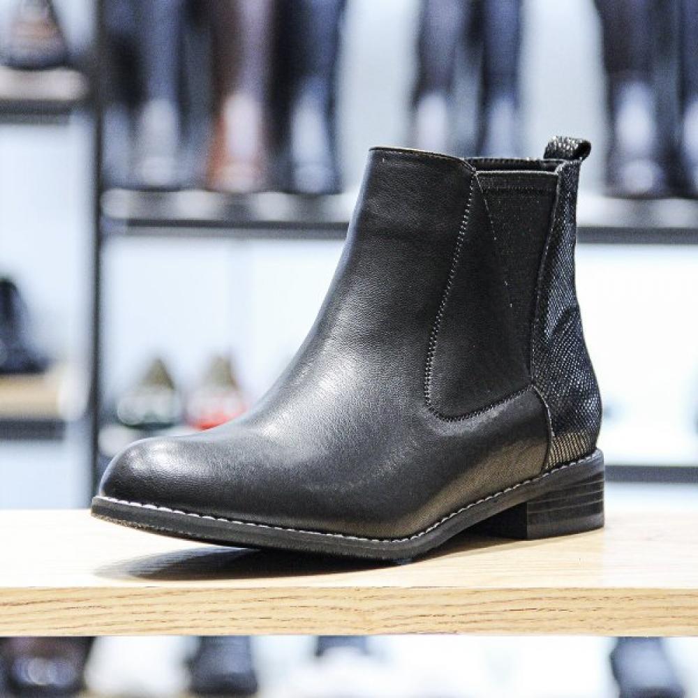 Tandy Women S Ankle bootS Black J1482a 235
Tandy Women S Ankle bootS Black J1482a 235