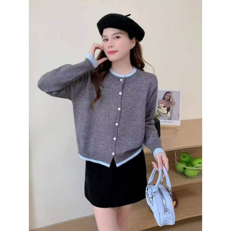 Fake two-piece knitted cardigan women s autumn and winter new small short bottom thin sweater jacket women One size
Fake two-piece knitted cardigan women s autumn and winter new small short bottom thin sweater jacket women One size