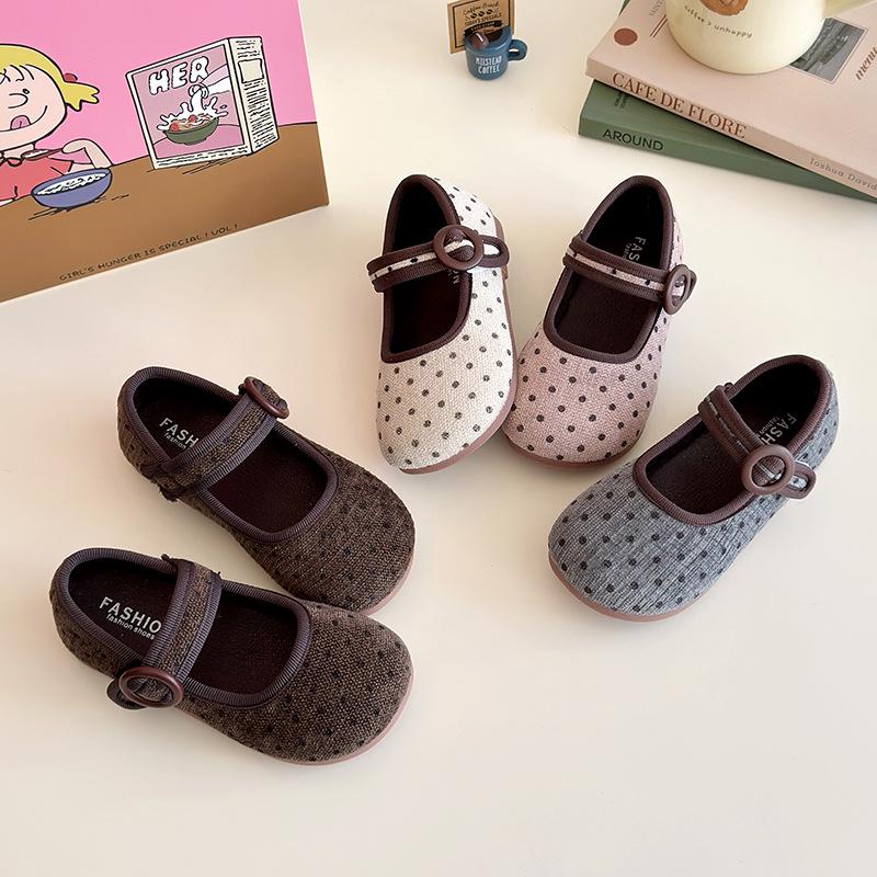 Korean Style Polka Dot Leather Shoes for Girls - Fashionable Spring/Autumn Princess Canvas Shoes for Children. Size 23: 14.8 cm сірий колір
Korean Style Polka Dot Leather Shoes for Girls - Fashionable Spring/Autumn Princess Canvas Shoes for Children. Size 23: 14.8 cm сірий колір