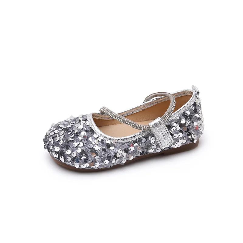 Girls Flat Shoes Shiny Sequins Round Toes Children Dance Performance Shoes Chic Soft Sole New Kids Leather Shoes Non-slip 24
Girls Flat Shoes Shiny Sequins Round Toes Children Dance Performance Shoes Chic Soft Sole New Kids Leather Shoes Non-slip 24