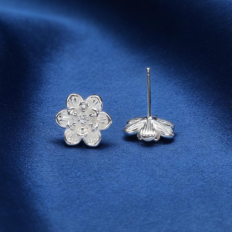 Camellia Stud Earrings for Women, Fresh Chinese Style, Elegant Floral Design, Sleep-Friendly, Perfect for Moms
Camellia Stud Earrings for Women, Fresh Chinese Style, Elegant Floral Design, Sleep-Friendly, Perfect for Moms