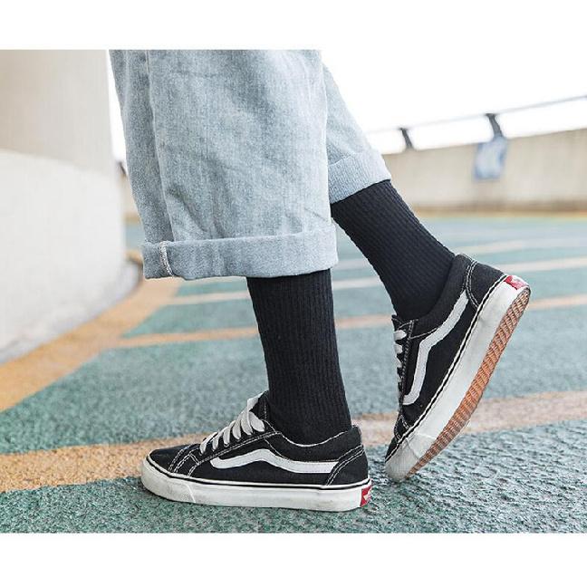 Summer thin sports socks made of pure cotton and polyester, black socks for men and women, mid-calf socks, solid color trendy white short socks, long Average Size чорний
Summer thin sports socks made of pure cotton and polyester, black socks for men and women, mid-calf socks, solid color trendy white short socks, long Average Size чорний