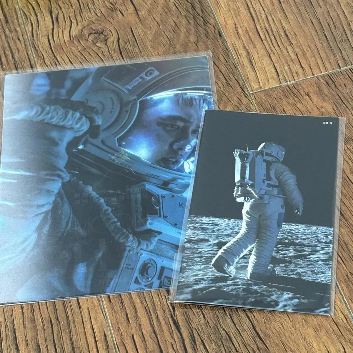 The Moon Do-gyung-soo Movie Lotte Cinema Cgv Bonus Art Card Scenario Card Batch
The Moon Do-gyung-soo Movie Lotte Cinema Cgv Bonus Art Card Scenario Card Batch