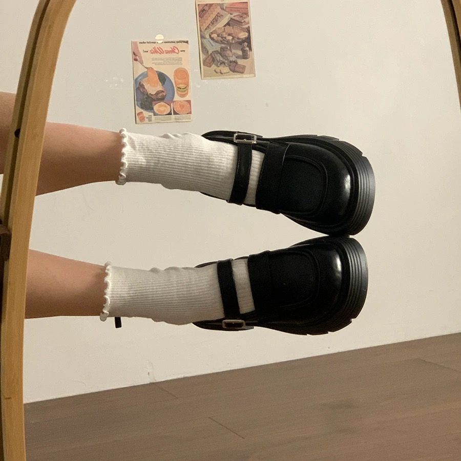 2026 New Women s Loafer Mary Jane Thick Sole Comfort Academic Black British Leather Shoes Spring and Autumn Fashion Loafers 35
2026 New Women s Loafer Mary Jane Thick Sole Comfort Academic Black British Leather Shoes Spring and Autumn Fashion Loafers 35