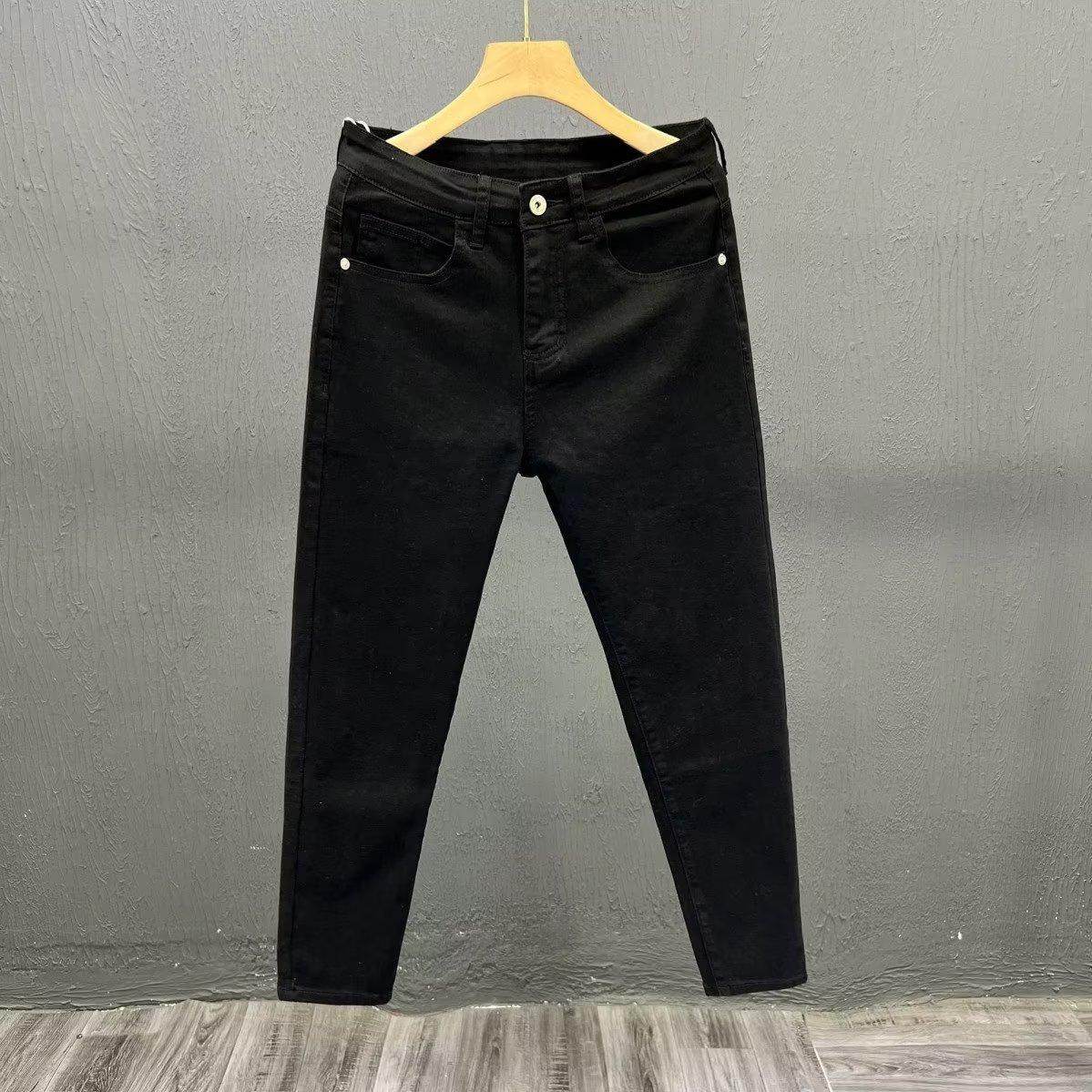 Men s Spring/Summer Slim-Fit Stretch Denim Pants Straight Leg Mid-Rise Crop Pants 36 білий
Men s Spring/Summer Slim-Fit Stretch Denim Pants Straight Leg Mid-Rise Crop Pants 36 білий