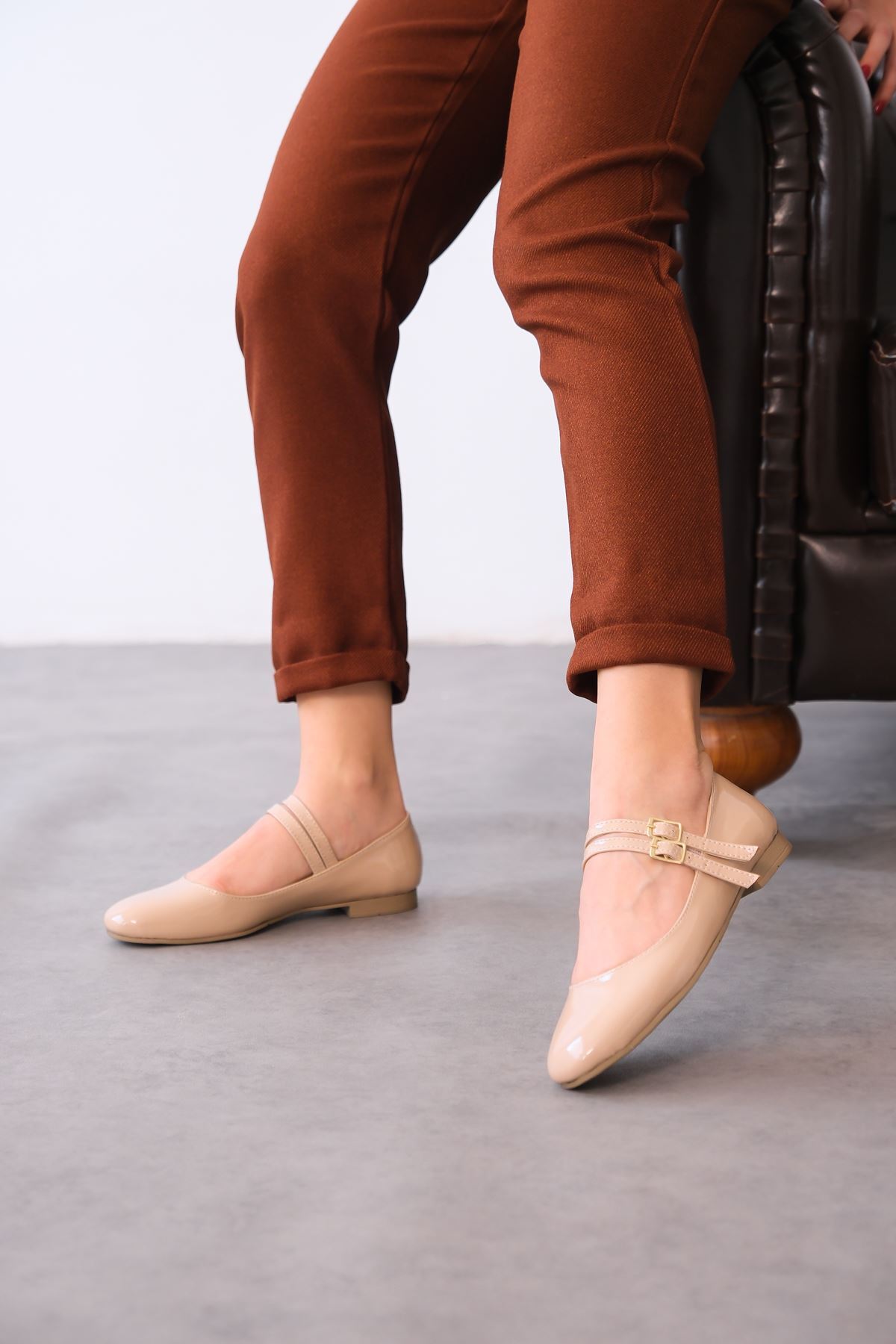 Женские туфли на плоской подошве Балетки Rola - Tan-Patentate 36
Женские туфли на плоской подошве Балетки Rola - Tan-Patentate 36