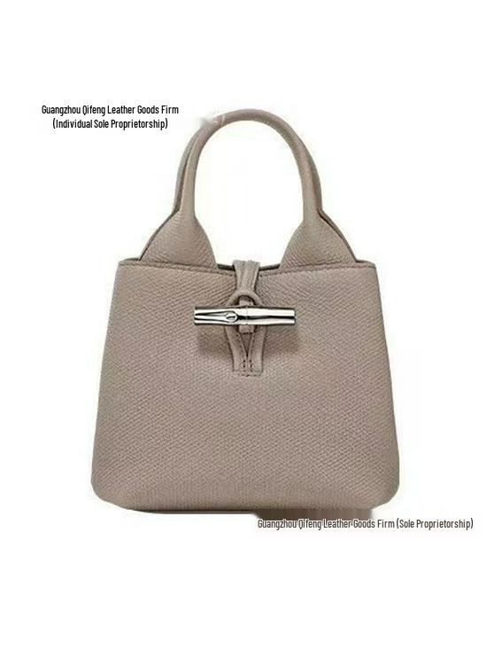 Dragon Xiang Mini Bamboo Joint Shoulder Bag - Luxury Handbag for Women 15x9x15 cm
Dragon Xiang Mini Bamboo Joint Shoulder Bag - Luxury Handbag for Women 15x9x15 cm