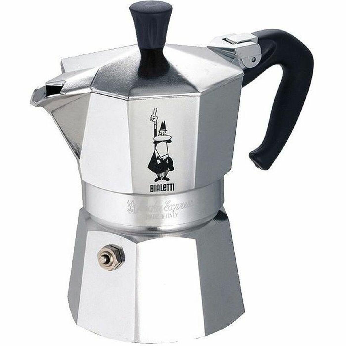 Итальянская кофеварка Bialetti Moka Express из алюминия
Итальянская кофеварка Bialetti Moka Express из алюминия