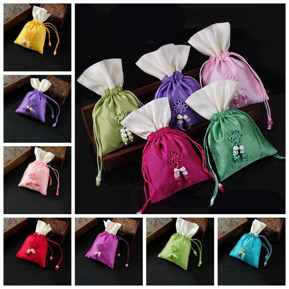 Candy Bag Drawstring Storage Bag Perfume Spice Bag Tassel Small Pouch Chinese Style Sachet Girl синій
Candy Bag Drawstring Storage Bag Perfume Spice Bag Tassel Small Pouch Chinese Style Sachet Girl синій