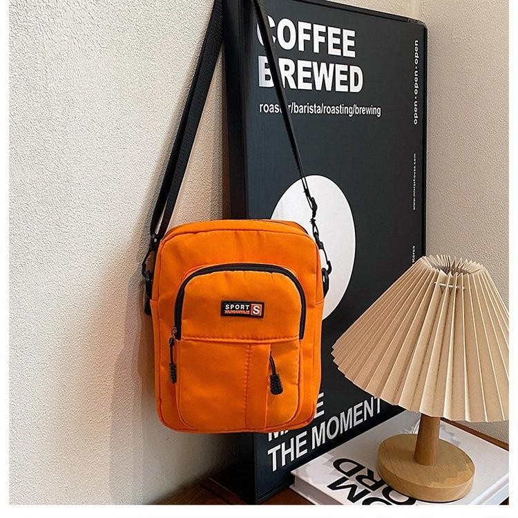 Casual Versatile Crossbody Bag For Men And Women Stylish Korean Minimalist Design помаранчевий
Casual Versatile Crossbody Bag For Men And Women Stylish Korean Minimalist Design помаранчевий