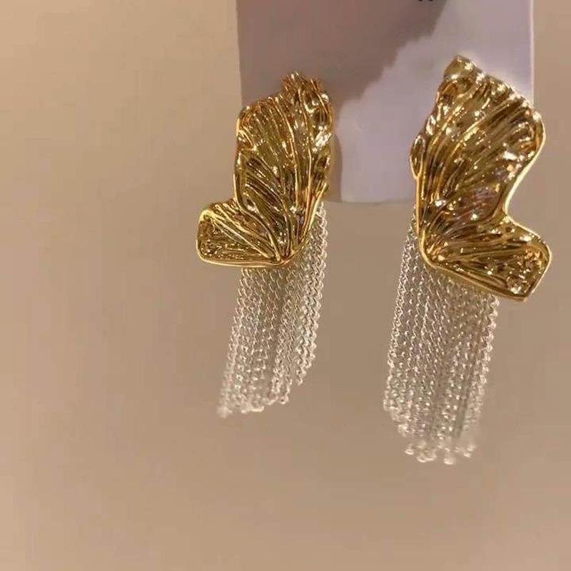 Butterfly tassel earrings women s fashion light luxury design stud earrings niche personality exaggerated high-end stud earrings women
Butterfly tassel earrings women s fashion light luxury design stud earrings niche personality exaggerated high-end stud earrings women