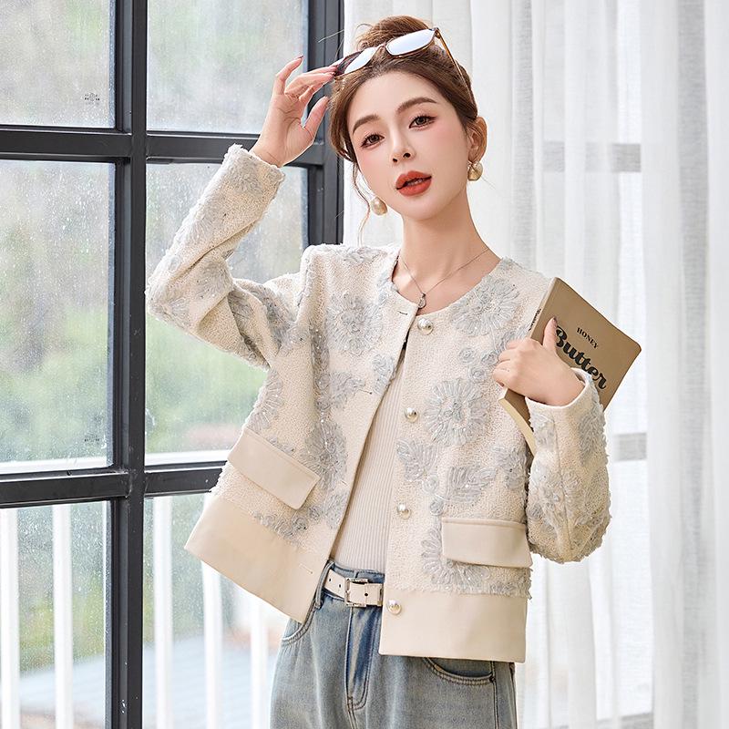 2025 Spring Petite Loose Slimming Embroidered Beaded Short Jacket for Women XL (125-140 jin)
2025 Spring Petite Loose Slimming Embroidered Beaded Short Jacket for Women XL (125-140 jin)