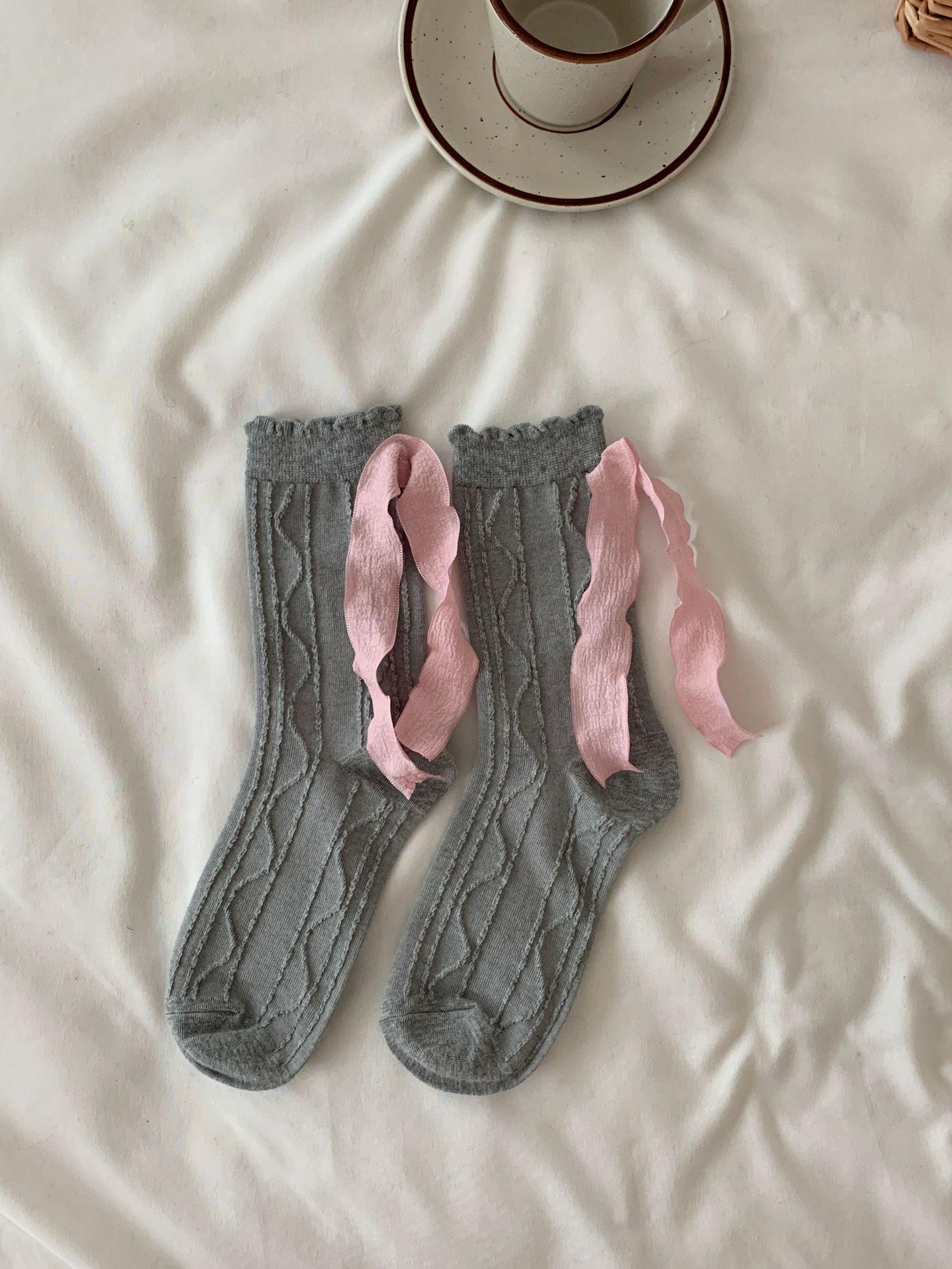 Women s Cable Knit Ribbon Mid-Calf Socks - Sweet Princess Style Long Cotton Lace Scrunch Socks for Autumn/Winter One Size
Women s Cable Knit Ribbon Mid-Calf Socks - Sweet Princess Style Long Cotton Lace Scrunch Socks for Autumn/Winter One Size
