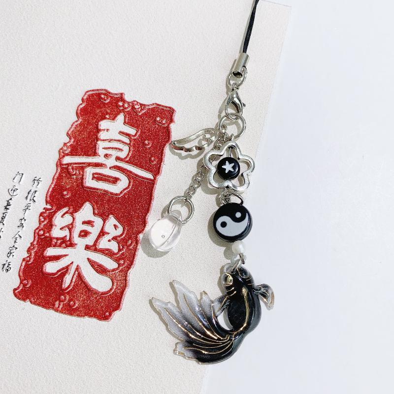 Вінтажний китайський стиль риба кої шнурок для телефону ретро тай-чі ланцюжок для телефону Y2K бісерний шарм для мобільного телефону брелок підвіска для камери чорний
Вінтажний китайський стиль риба кої шнурок для телефону ретро тай-чі ланцюжок для телефону Y2K бісерний шарм для мобільного телефону брелок підвіска для камери чорний