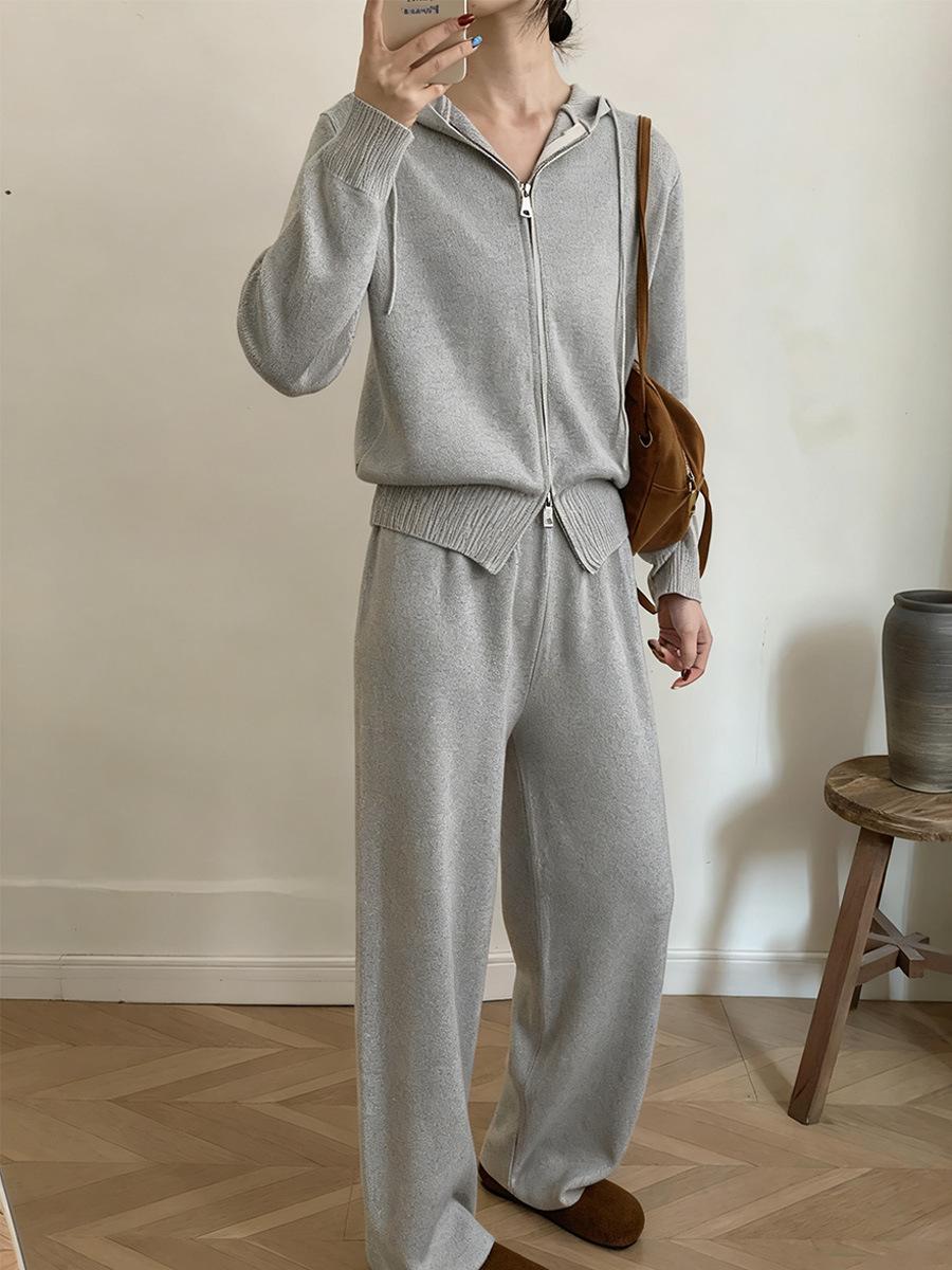 Windy Knit Set Women Loose Soft Pullover Sweater + Wide Leg Pants Two Piece Outfit One Size
Windy Knit Set Women Loose Soft Pullover Sweater + Wide Leg Pants Two Piece Outfit One Size