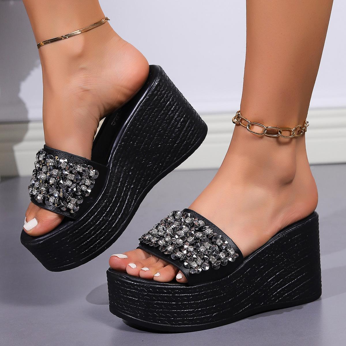 35-43 Large size cool slippers fashionable fish mouth wedge heel sequins large size outer wear women s shoes 43
35-43 Large size cool slippers fashionable fish mouth wedge heel sequins large size outer wear women s shoes 43