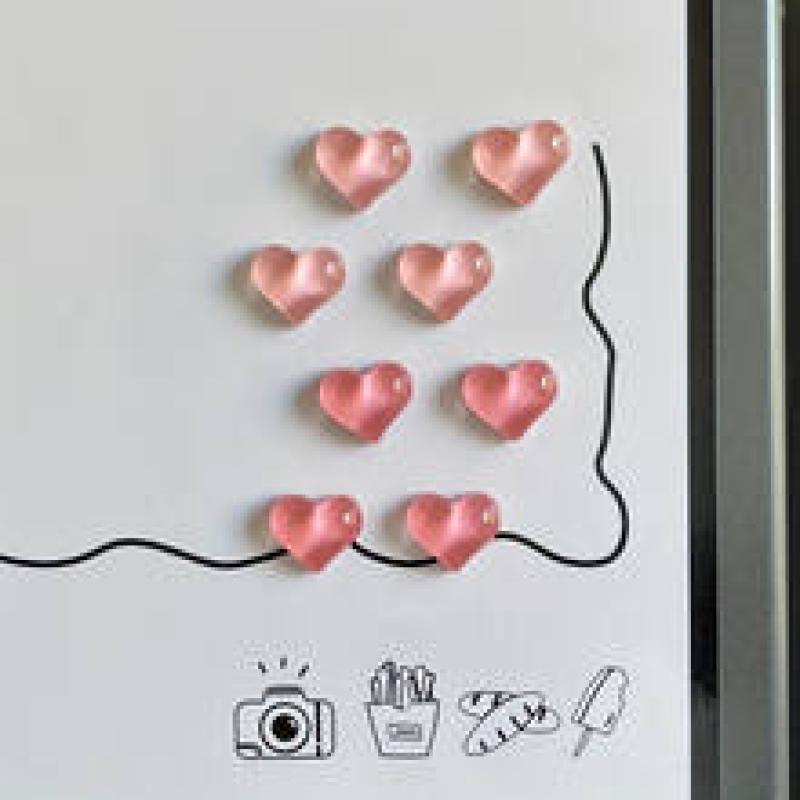8Pcs Cute And Simple Decorative Magnets For Kitchen And Office Whiteboards Heart-Shaped Refrigerator Magnet Set onesize
8Pcs Cute And Simple Decorative Magnets For Kitchen And Office Whiteboards Heart-Shaped Refrigerator Magnet Set onesize