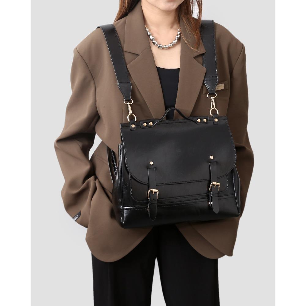 Сумка кроссбоди на двойном плече, школьный рюкзак чёрный
Сумка кроссбоди на двойном плече, школьный рюкзак чёрный