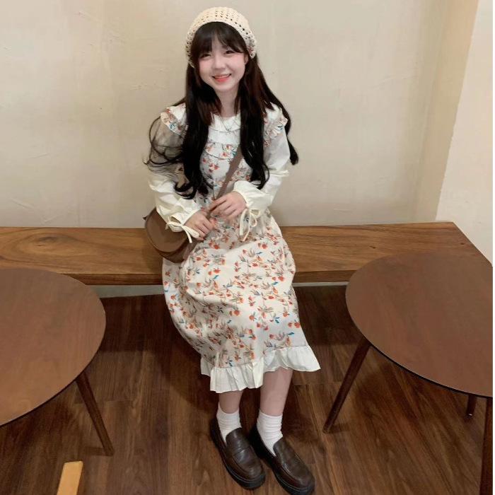 Original practice + twisted silk, sweet and gentle wind long-sleeved dress, autumn thin splicing floral skirt S
Original practice + twisted silk, sweet and gentle wind long-sleeved dress, autumn thin splicing floral skirt S