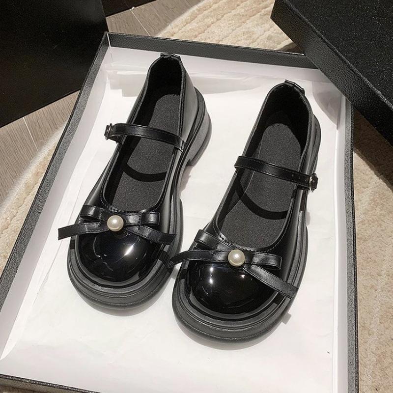 Французские ретро туфли Мэри Джейн женские 2025 года лето и осень туфли с бантом на платформе маленькие кожаные туфли мягкие повседневные мокасины в стиле сестры 35 чёрный
Французские ретро туфли Мэри Джейн женские 2025 года лето и осень туфли с бантом на платформе маленькие кожаные туфли мягкие повседневные мокасины в стиле сестры 35 чёрный