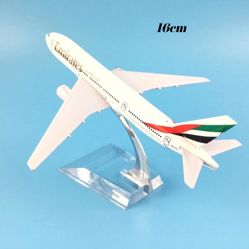 16/20cm Diecast Metal Emirates Airlines B777 Planes Aircraft Model Children Toy for Christmas Gift Collection білий
16/20cm Diecast Metal Emirates Airlines B777 Planes Aircraft Model Children Toy for Christmas Gift Collection білий