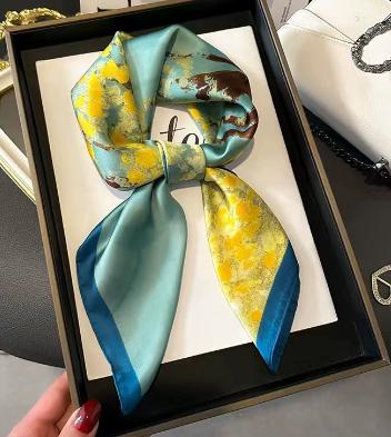 Silk Scarf Square 70x70 cm Lightweight Soft Satin Fabric Fashion Accessory for Women Versatile Neck Tie Headband and Handbag Decoration One Size
Silk Scarf Square 70x70 cm Lightweight Soft Satin Fabric Fashion Accessory for Women Versatile Neck Tie Headband and Handbag Decoration One Size
