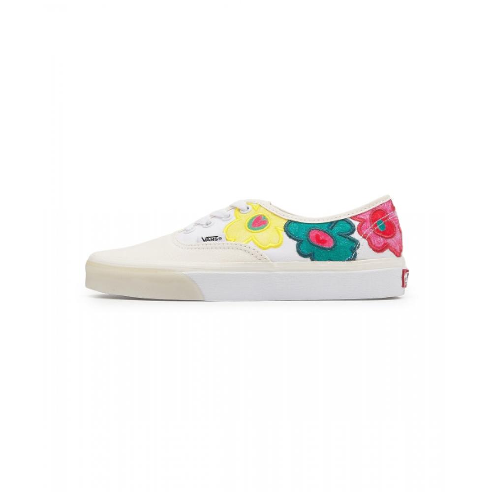 VANS VANS X THE MUSEUM ПОСЕТИТЕЛЯ AUTHENTIC Marshmallow True White VN000CRTBPH1
VANS VANS X THE MUSEUM ПОСЕТИТЕЛЯ AUTHENTIC Marshmallow True White VN000CRTBPH1