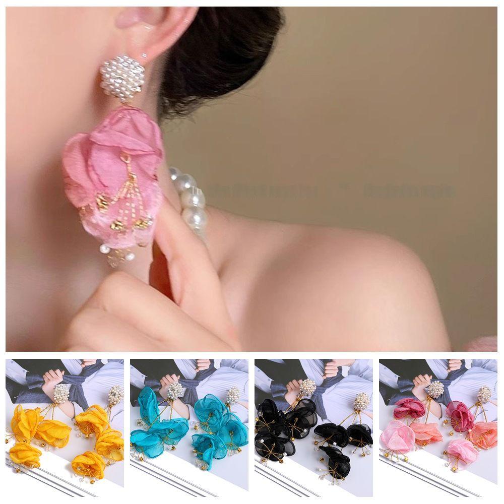 Light Luxury Big Flower Long Tassel Earrings Temperament Big Flower Stud Earrings Party рожевий
Light Luxury Big Flower Long Tassel Earrings Temperament Big Flower Stud Earrings Party рожевий