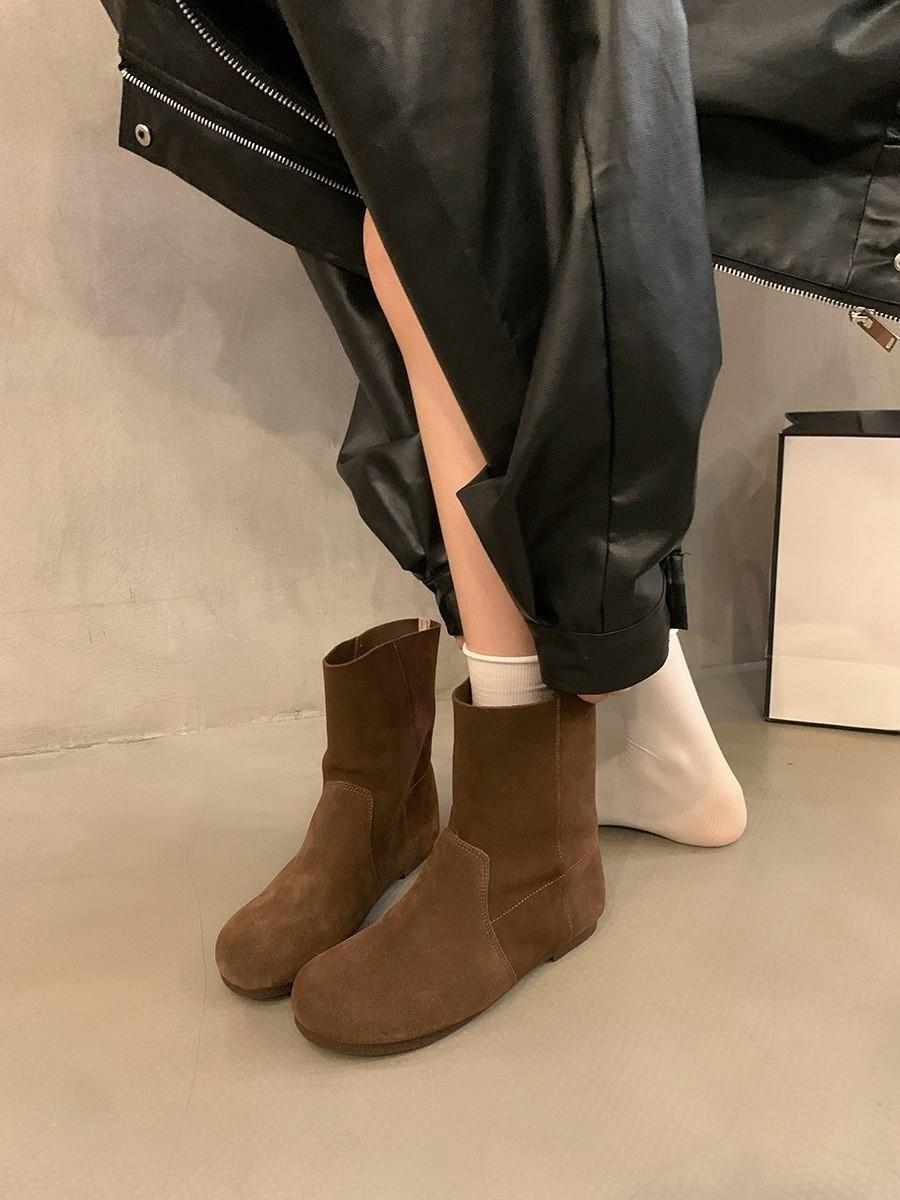 Ботинки Martin в стиле ретро с плоской подошвой, женская обувь 2024 года, новые весенние, осенние и зимние сапоги, короткие сапоги в иностранном стиле 40
Ботинки Martin в стиле ретро с плоской подошвой, женская обувь 2024 года, новые весенние, осенние и зимние сапоги, короткие сапоги в иностранном стиле 40