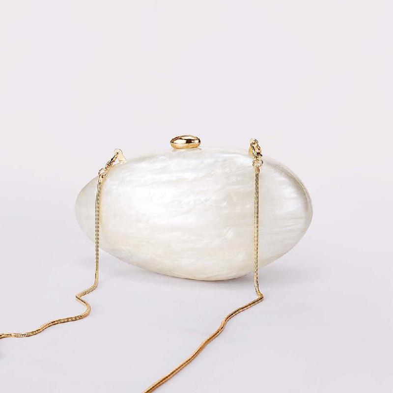 Fashion Acrylic Shell Clutch Evening Bag Shoulder Crossbody Bags With Medium Size Backpack Women Luxury Brand 2025 Shopping Cute 21.5x11x8.5cm білий
Fashion Acrylic Shell Clutch Evening Bag Shoulder Crossbody Bags With Medium Size Backpack Women Luxury Brand 2025 Shopping Cute 21.5x11x8.5cm білий