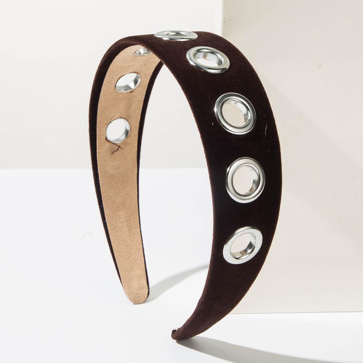 Hairband - Retro Velvet Metal Eye Wide-brimmed Headband for Women, A High-end and Versatile Hair Accessory with A Classic Style. кавовий
Hairband - Retro Velvet Metal Eye Wide-brimmed Headband for Women, A High-end and Versatile Hair Accessory with A Classic Style. кавовий