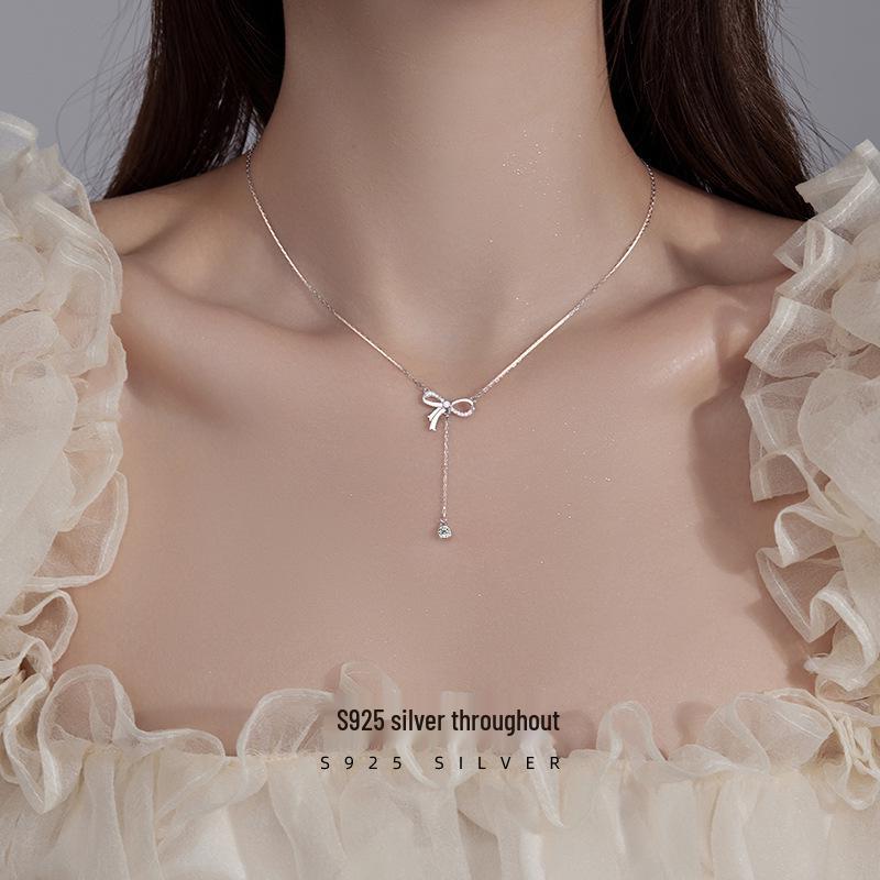 Banyan Tree S925 Silver Bow Tassel Butterfly Necklace - Light Luxury Clavicle Chain 925 Silver
Banyan Tree S925 Silver Bow Tassel Butterfly Necklace - Light Luxury Clavicle Chain 925 Silver