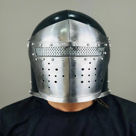 Barbuta Visor Helmet Medieval Knight 18g Mild Steel LARP Cosplay Halloween Costume Barbuta Warrior Helmet Best Gift
Barbuta Visor Helmet Medieval Knight 18g Mild Steel LARP Cosplay Halloween Costume Barbuta Warrior Helmet Best Gift