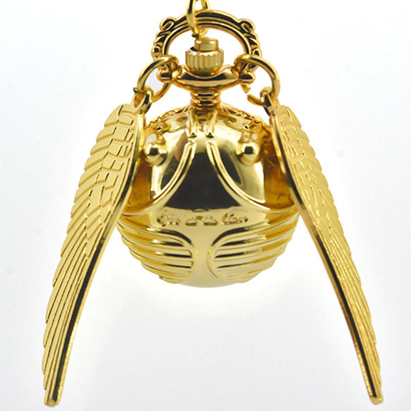 Retro Flying Thief Pendant Watch: Stylish Gold Pocket Watch with Wings Design
Retro Flying Thief Pendant Watch: Stylish Gold Pocket Watch with Wings Design