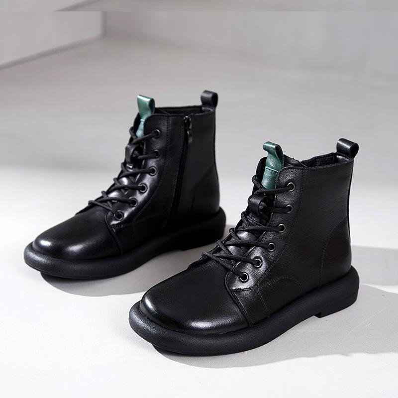 Первый слой коровьей кожи, короткие ботинки для женщин на осень и зиму 2025 года, новые ретро полированная кожа, плоская подошва, на шнуровке, ботинки Мартин 35
Первый слой коровьей кожи, короткие ботинки для женщин на осень и зиму 2025 года, новые ретро полированная кожа, плоская подошва, на шнуровке, ботинки Мартин 35