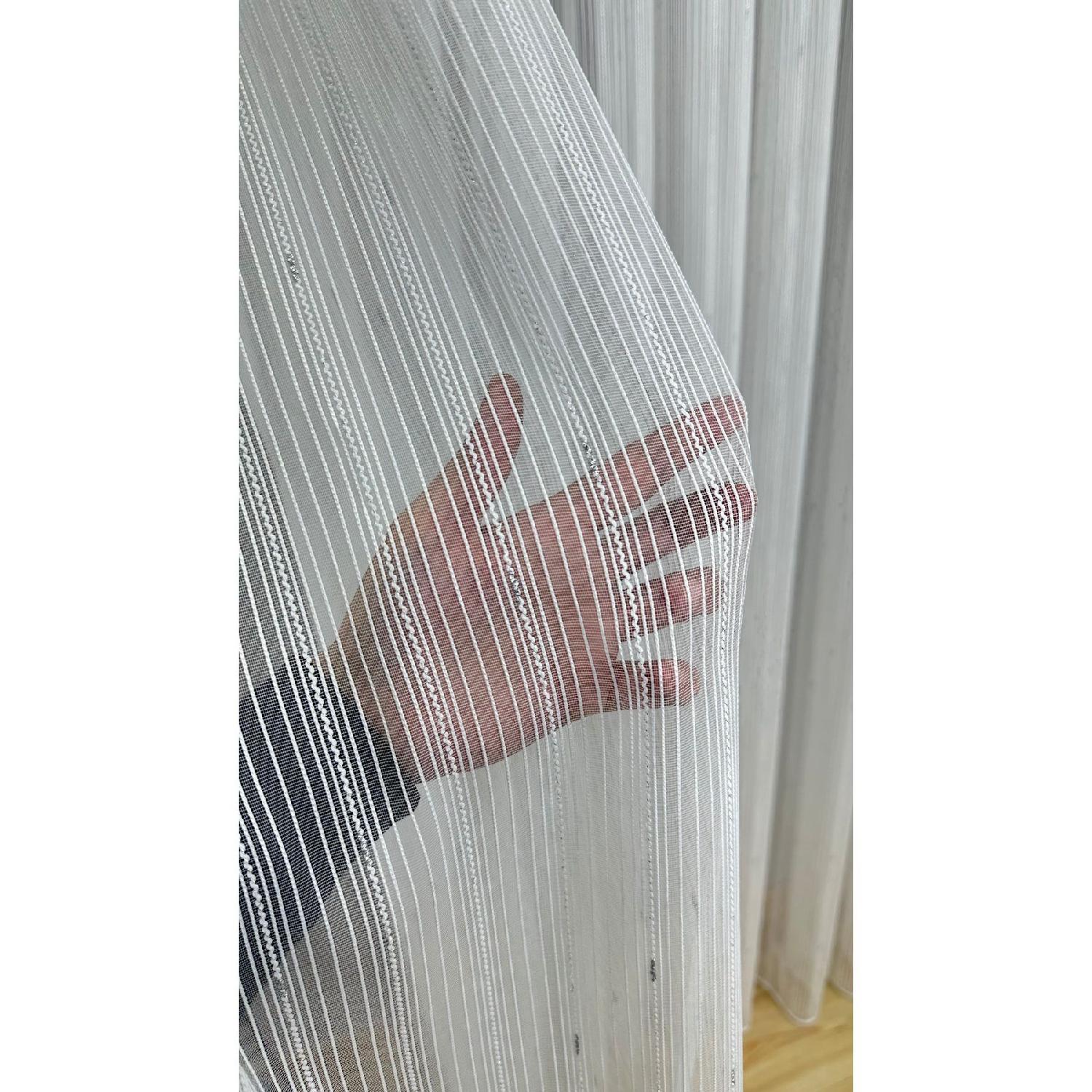 Tulle Curtain Luxury Silver Leaf Tightly Pleat 1/3 Heavy Weight Draped Tulle Curtain Does Not Wrinkle Does Not Require Ironing 100 x 250 білий
Tulle Curtain Luxury Silver Leaf Tightly Pleat 1/3 Heavy Weight Draped Tulle Curtain Does Not Wrinkle Does Not Require Ironing 100 x 250 білий